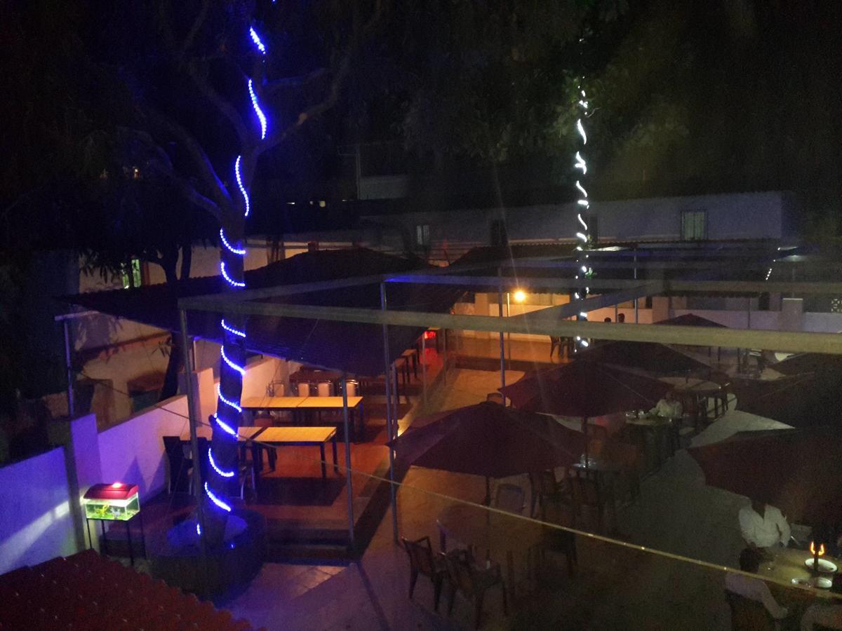 Hotel Veer Residency Panvel Eksteriør billede